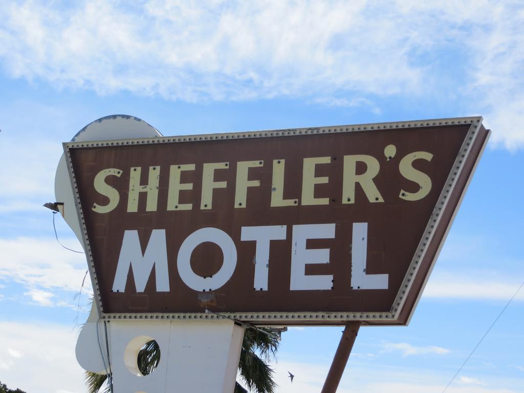 Sheffler'S Motel Salome Buitenkant foto